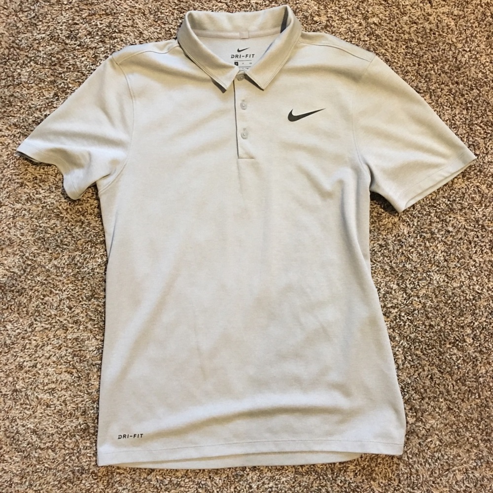 Nike Men’s golf shirt